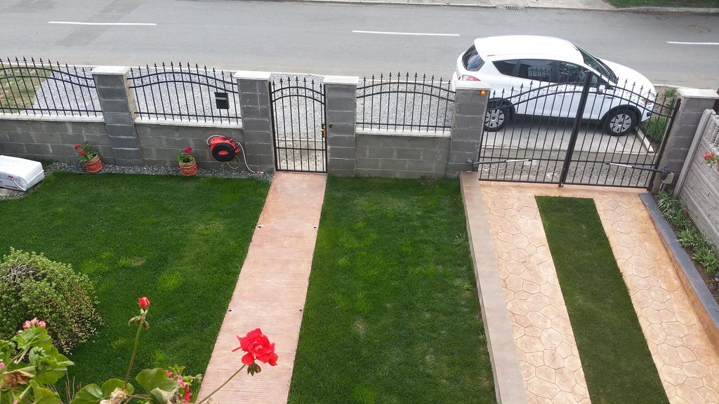 Family Pension Arad Zewnętrze zdjęcie