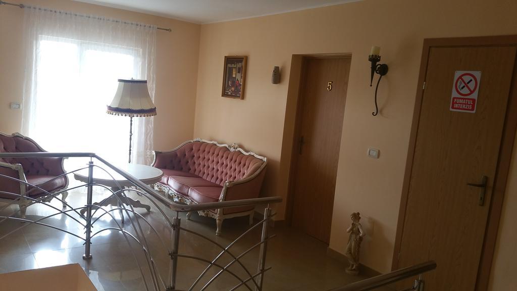 Family Pension Arad Zewnętrze zdjęcie